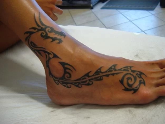 Piede - Tuttotattoo.com 470_x_626_jpg