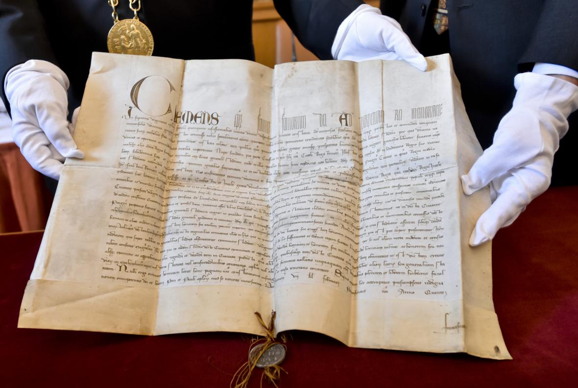 Pravni Predpisy Od Vniku Ceskeho Statu Do Doby Husitske Ustav Prava A Pravni Vedy