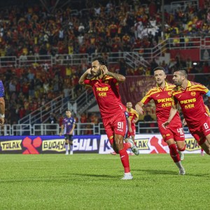 Selangor FC ‘belasah’ Terengganu 5-2