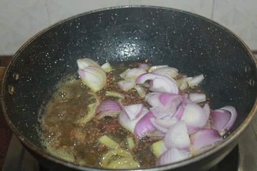 add sliced onions