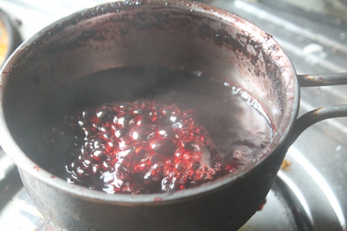 now the beetroot syrup looks thick