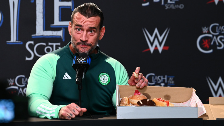 نجوم WWE يكشفون عن أهدافهم لعام 2025