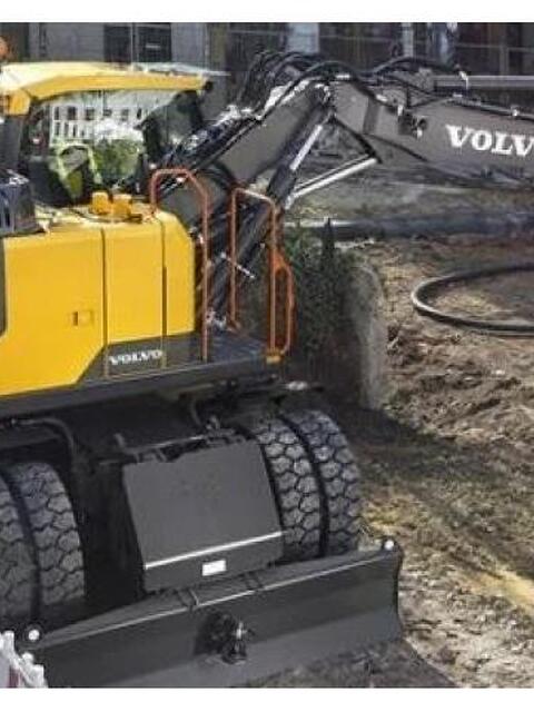Genova - Candidati In Cerca Di Lavoro - Xtutti.com - Escavatorista - Autista - Caposquadra/Cantiere - Genova Casa, Auto, Moto, Personali, Offerte Di Lavoro 480_x_640_jpg