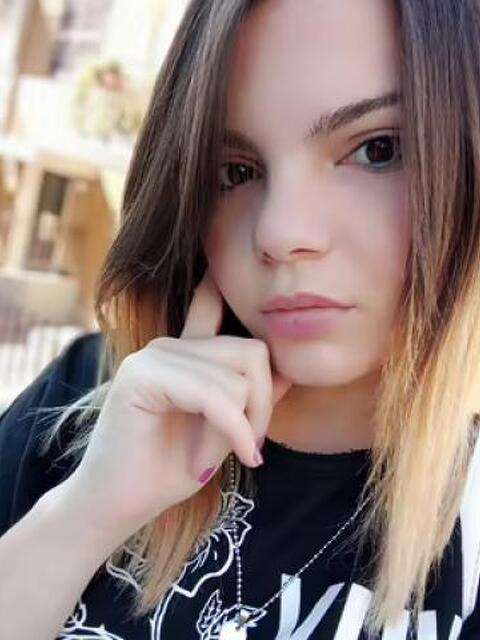 Giarre - Candidati In Cerca Di Lavoro - Xtutti.com - Baby Sitter O Animatrice - Catania Casa, Auto, Moto, Personali, Offerte Di Lavoro 480_x_640_jpg